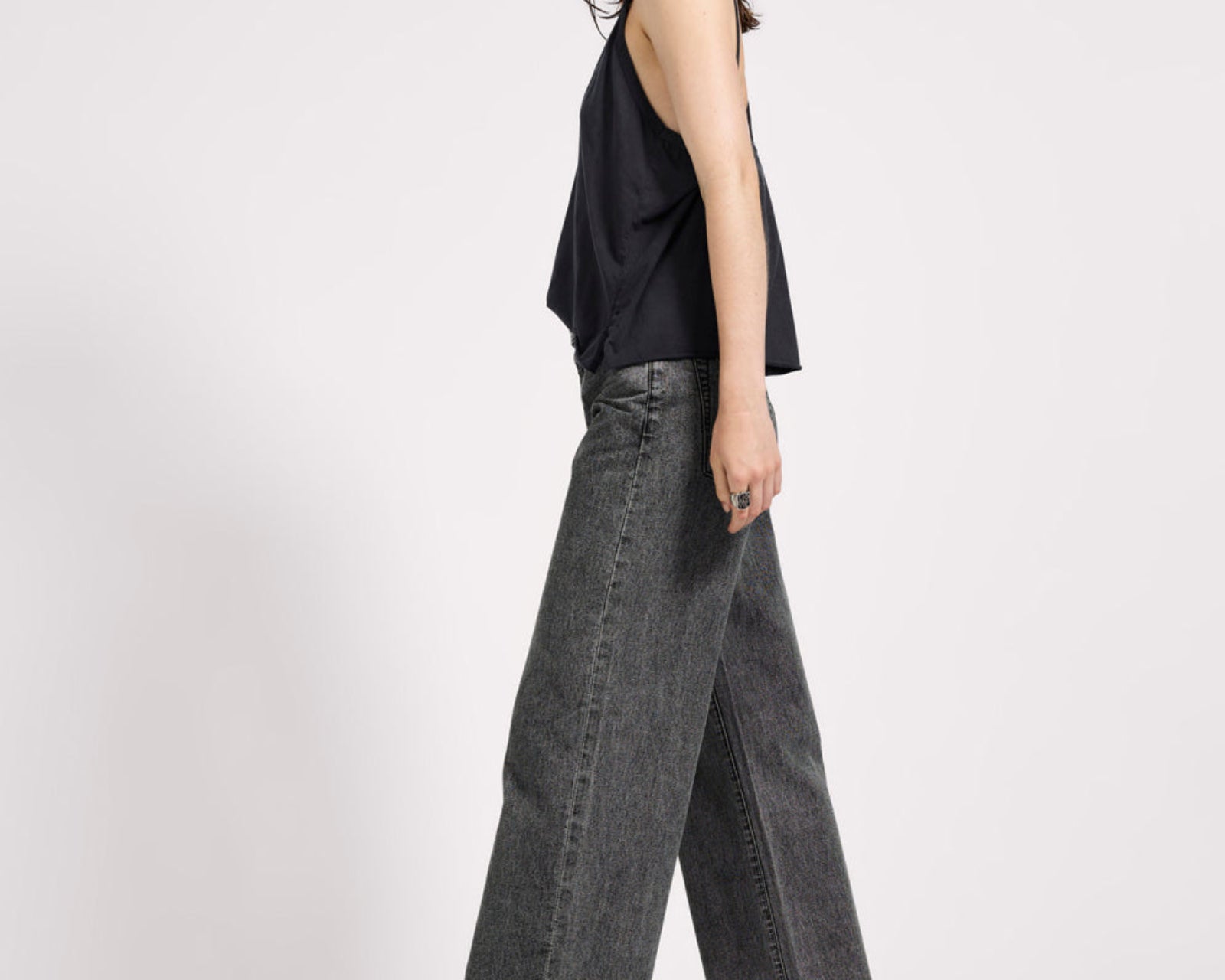 Jackson Mid Waist Wide Leg Denim Jeans - Worn Black