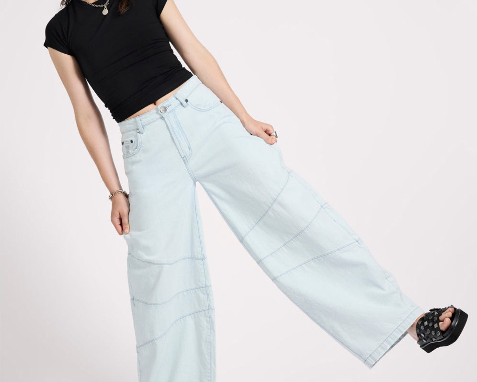 Barrel Mid Waist Wide Leg Denim Jeans - Xanthe Light Blue