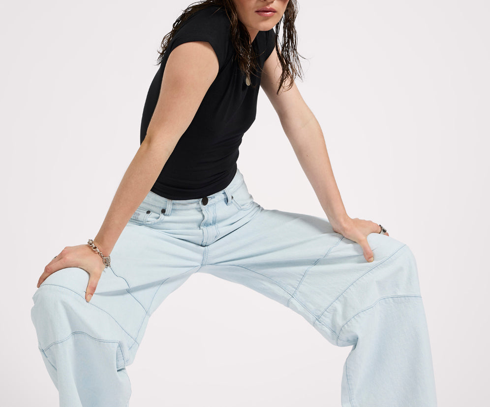 Barrel Mid Waist Wide Leg Denim Jeans - Xanthe Light Blue