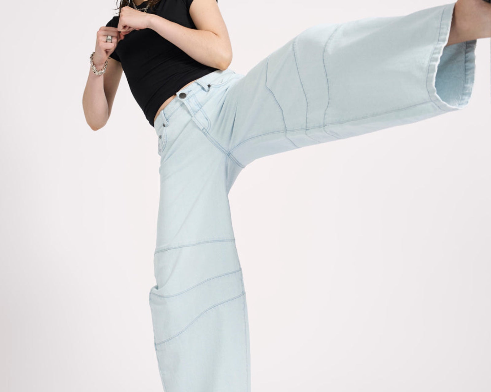 Barrel Mid Waist Wide Leg Denim Jeans - Xanthe Light Blue