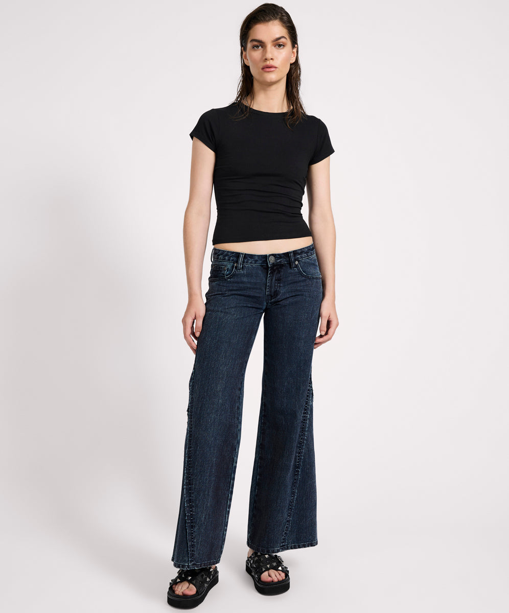 Women's Wide Leg Denim Jeans Johnnies Low Waist Wide Leg Flared Denim Jeans - Indigo Blue