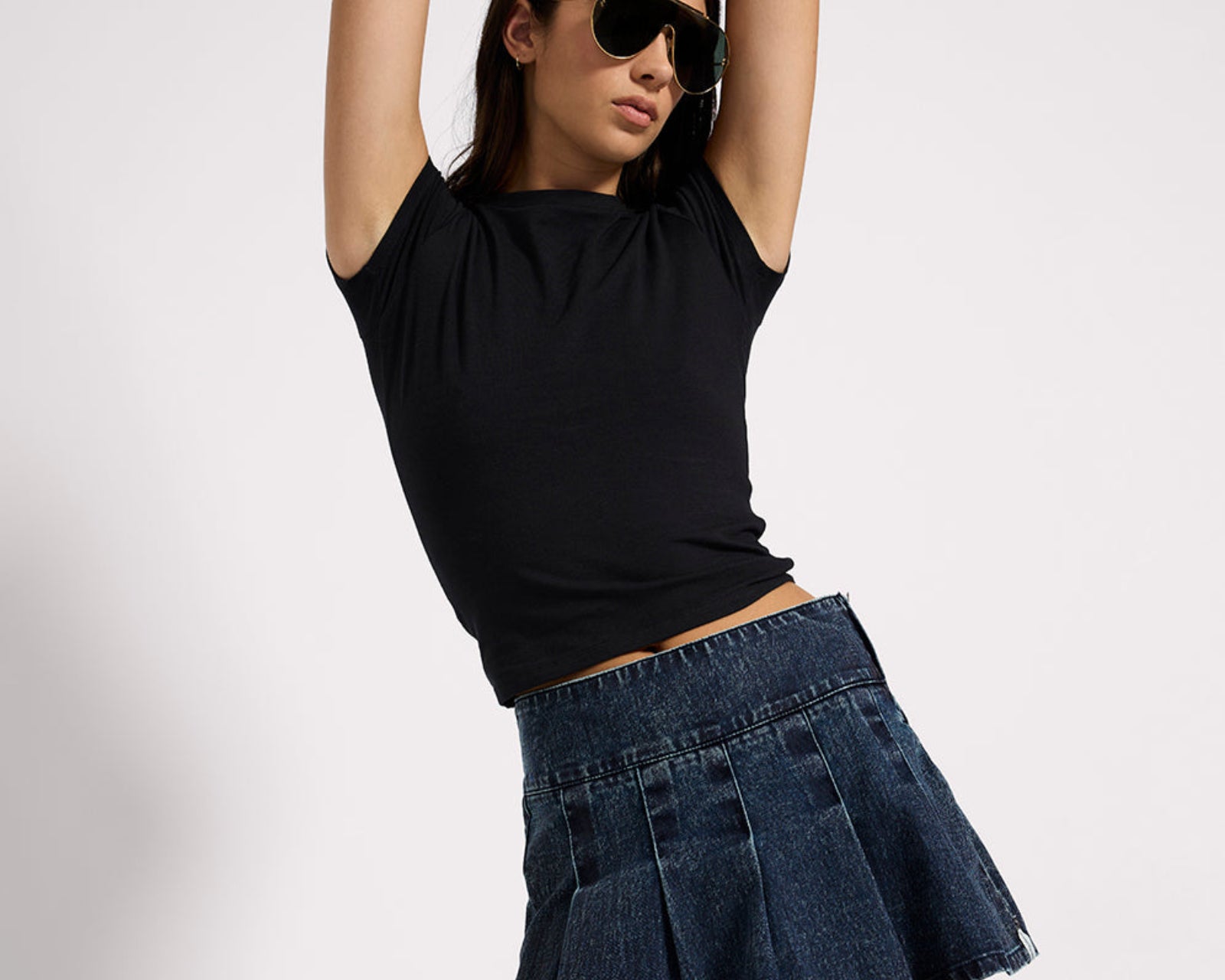 Pleated Low Waist Micro Mini Denim Skirt - Indigo Blue