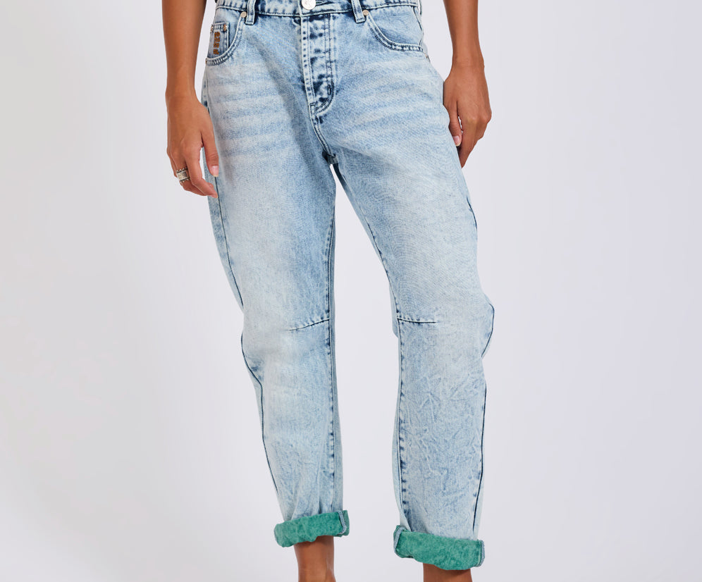 Saints Low Waist Boyfriend Denim Jeans - Blue Fields