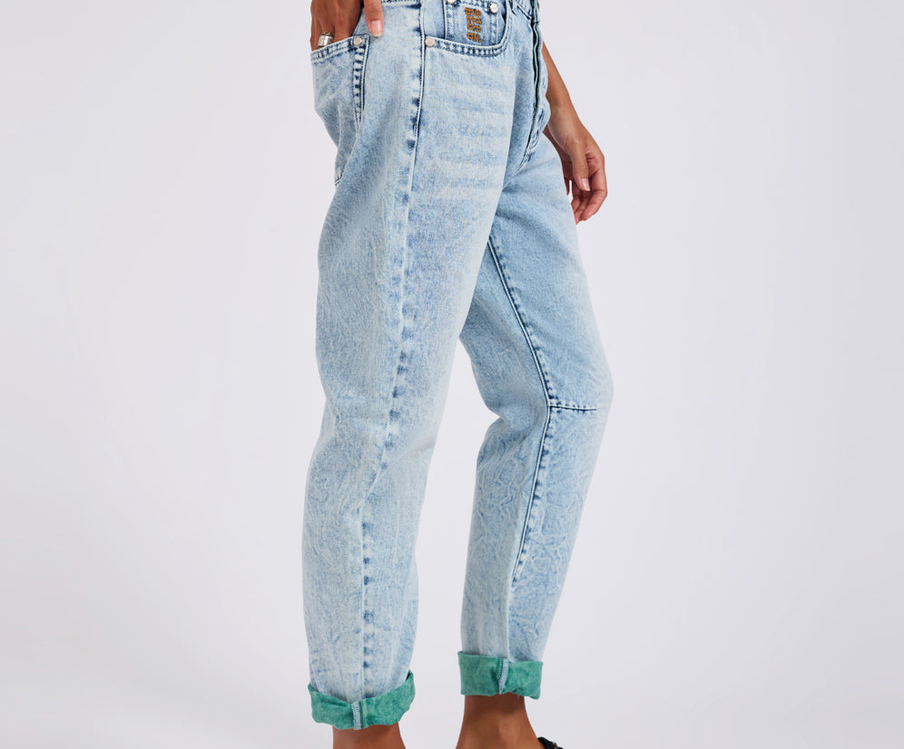 Saints Low Waist Boyfriend Denim Jeans - Blue Fields