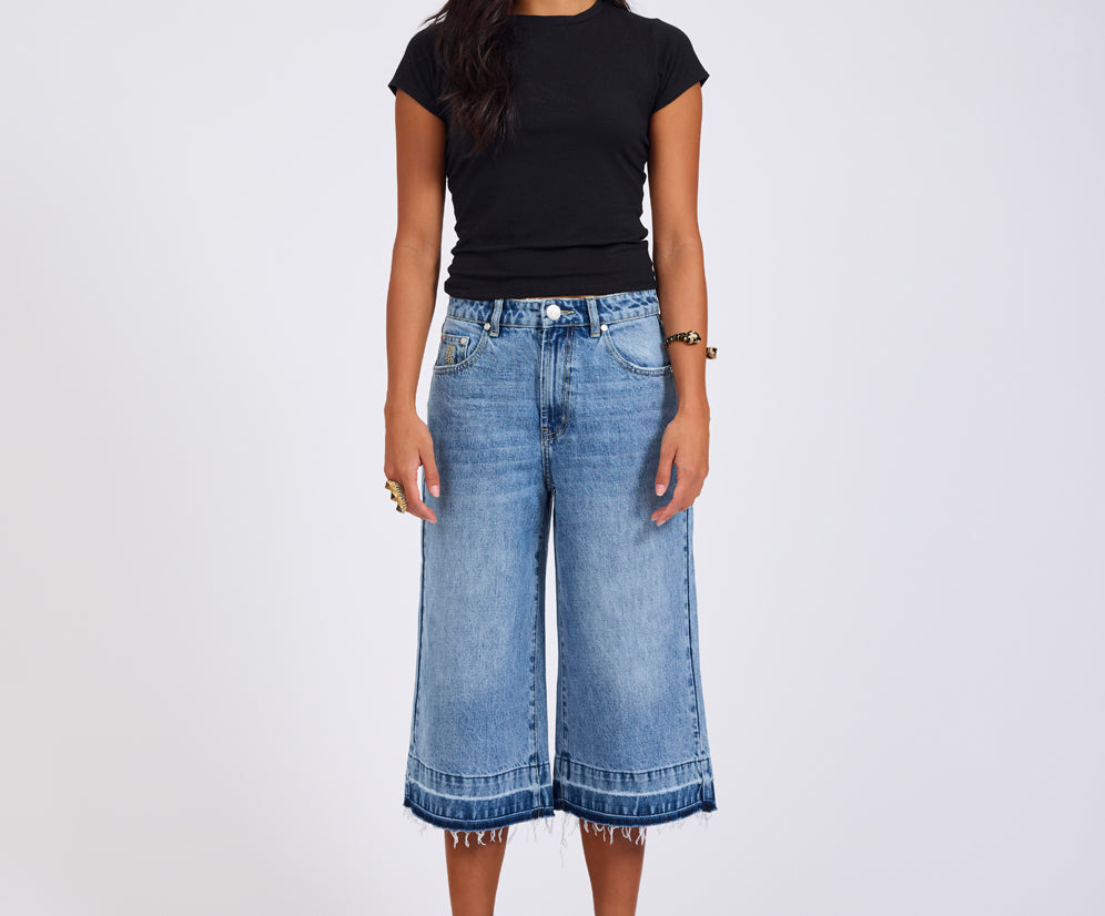 720'S Mid Waist Long Length Shorts - Pretty Blue