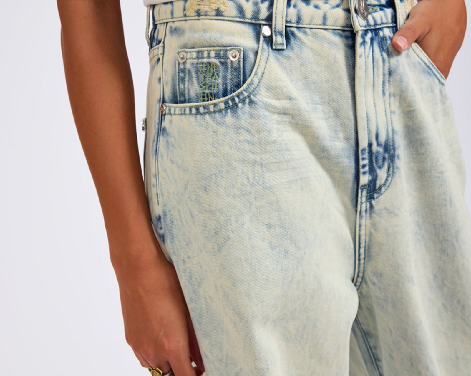 Love Machines Mid Waist Super Wide Leg Denim Jeans - Ambrosia Blue