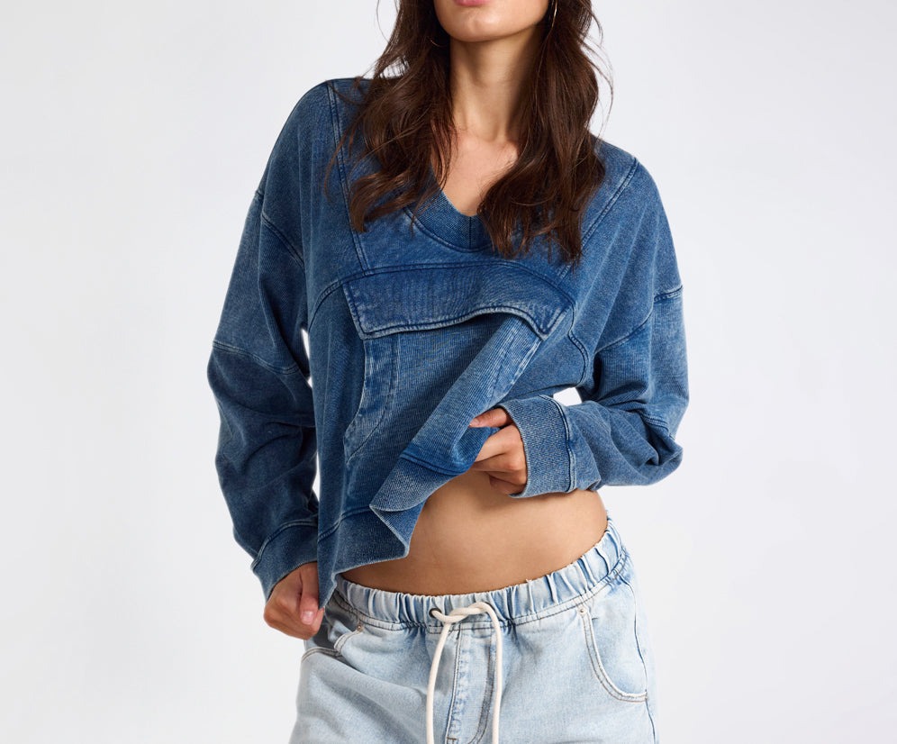 Retro Fade Panelled V Sweater - Washed Blue