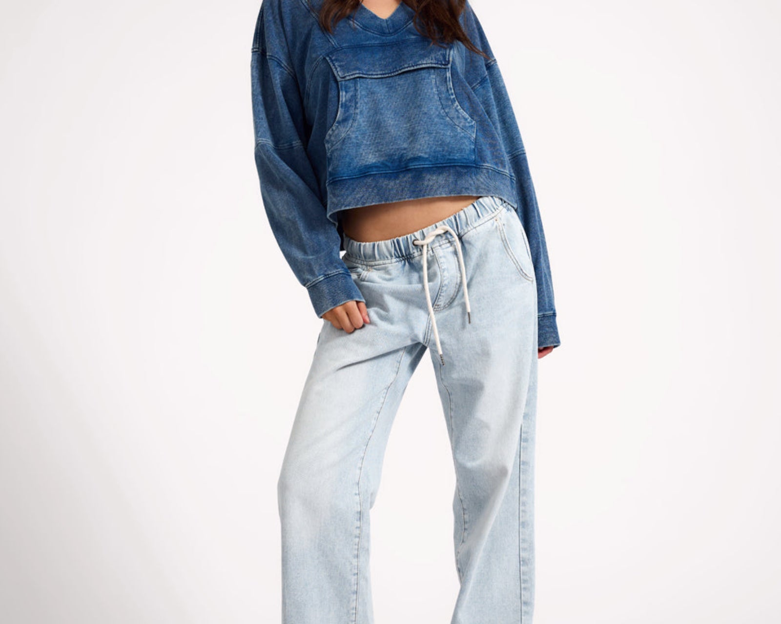 Retro Fade Panelled V Sweater - Washed Blue