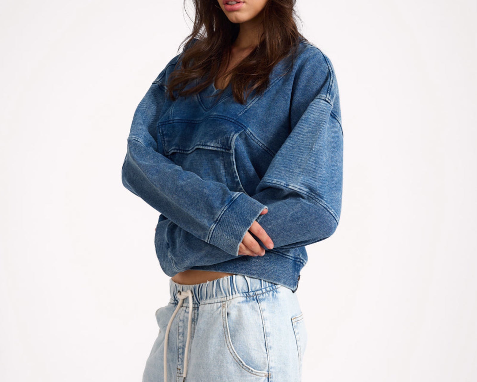Retro Fade Panelled V Sweater - Washed Blue