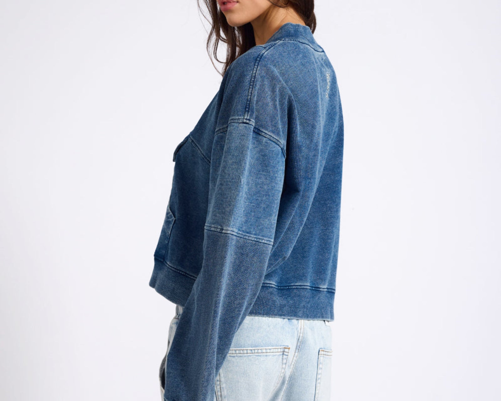 Retro Fade Panelled V Sweater - Washed Blue