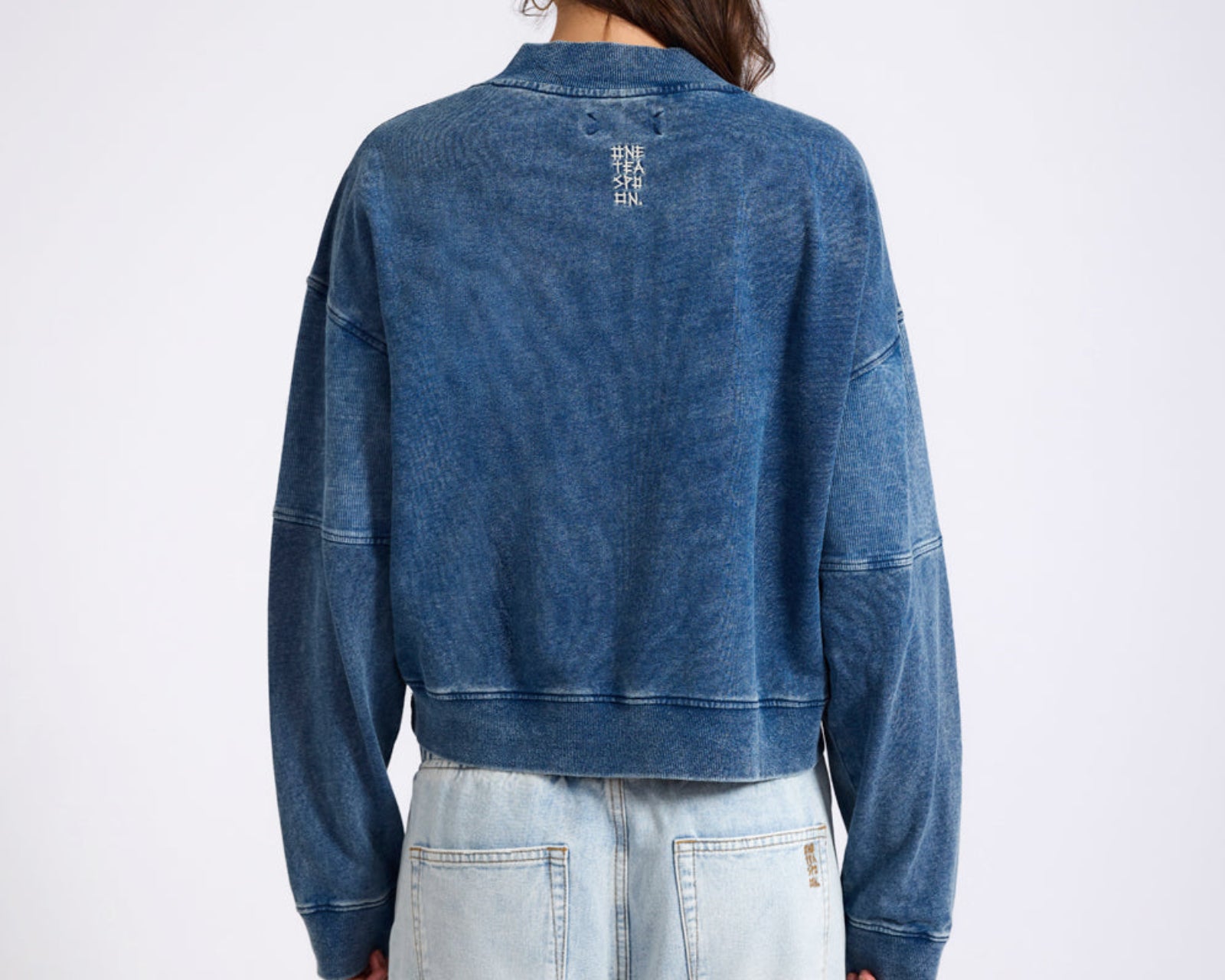 Retro Fade Panelled V Sweater - Washed Blue