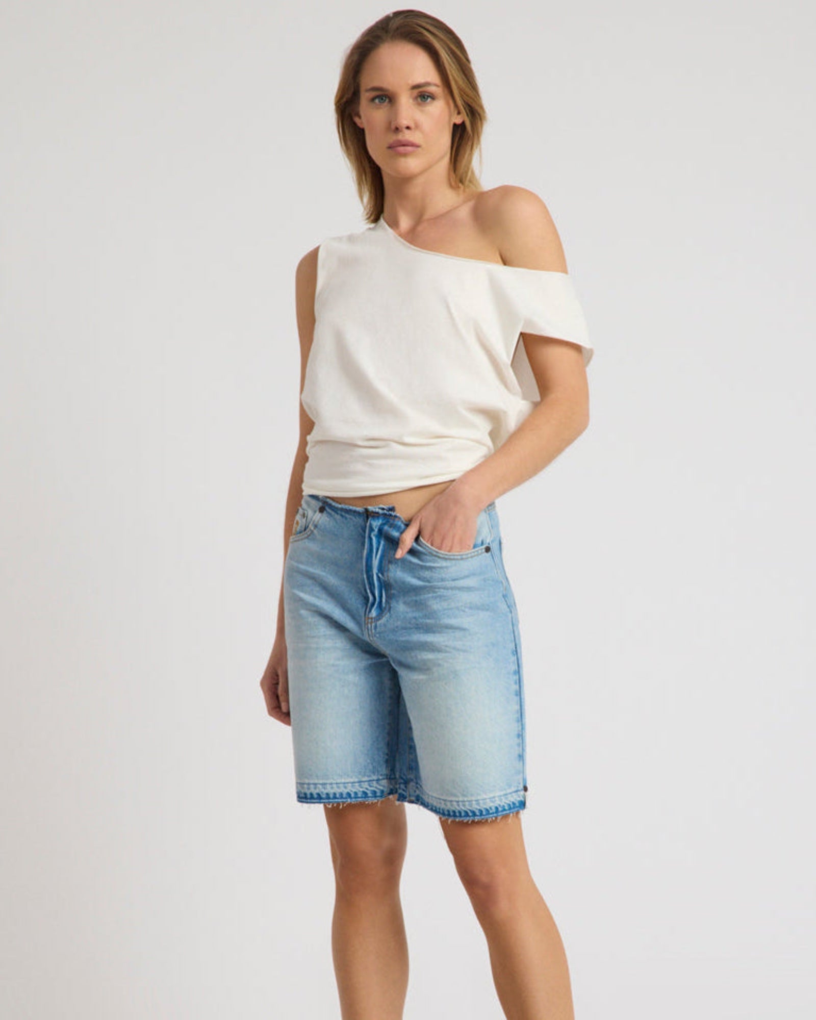 Rambler Mid Waist Wide Leg Boyfriend Denim Shorts - Endless Summer Blue ...