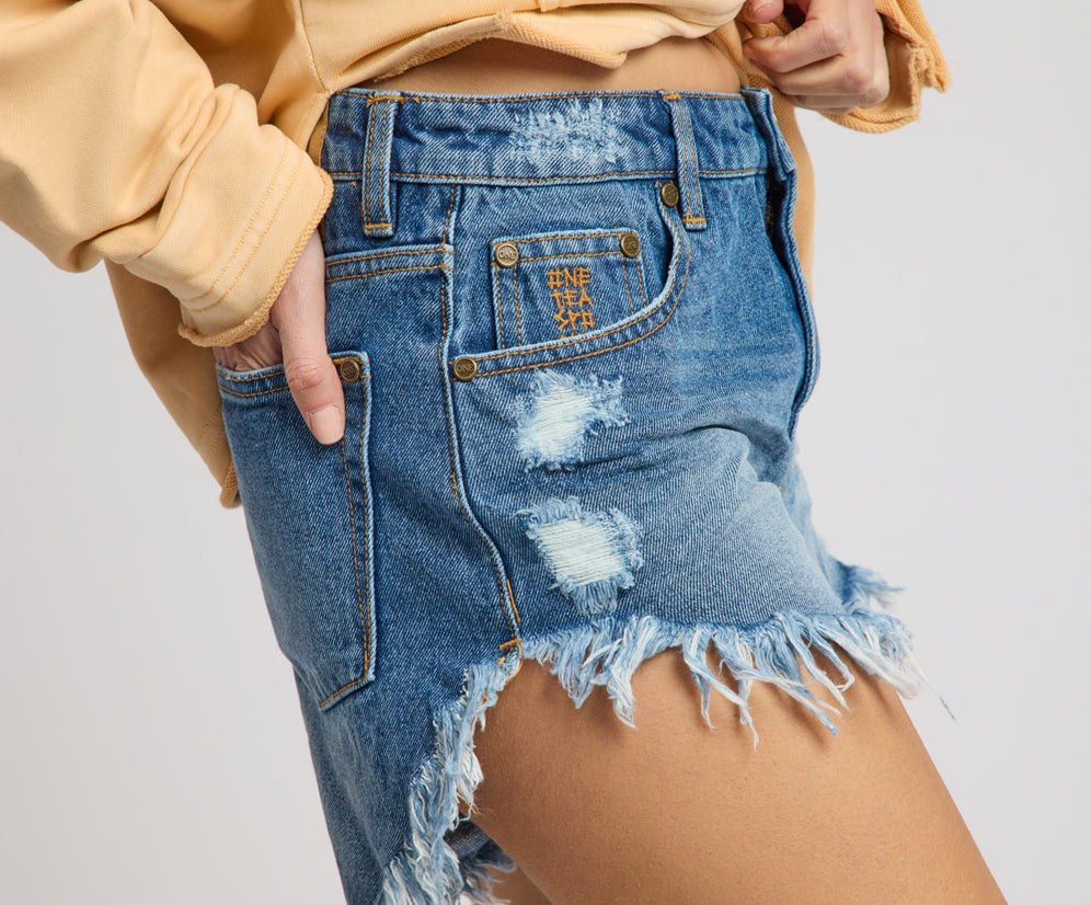 Outlaws Mid Waist Mid Length Denim Shorts - Badlands Blue