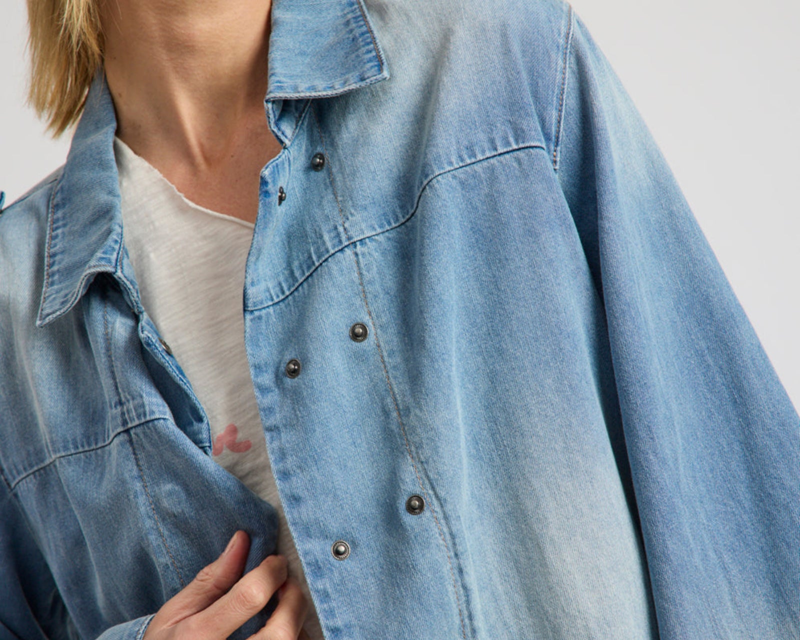 Victory Belle Denim Linen Jacket - Blue Latte