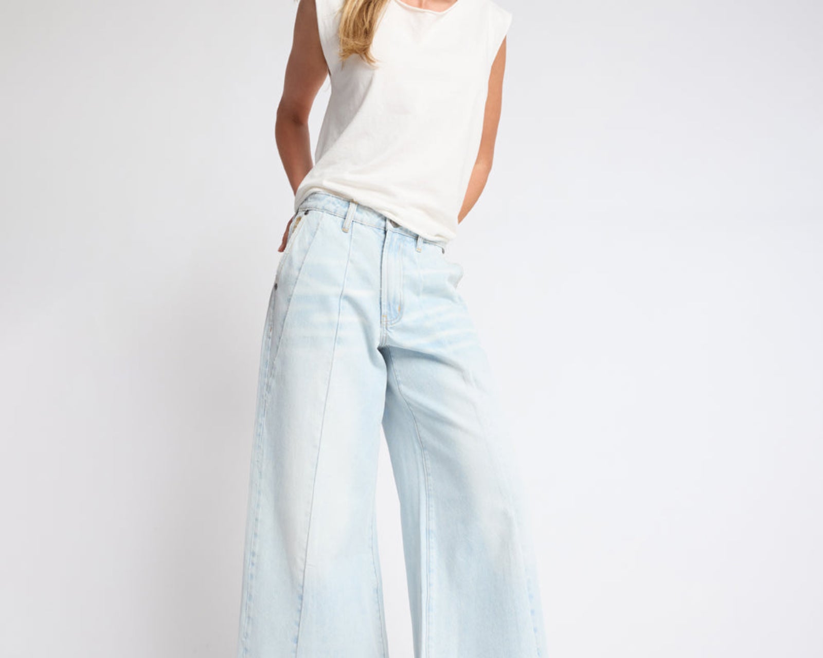 Jackson Mid Waist Wide Leg Denim Jeans - Blue Chrome