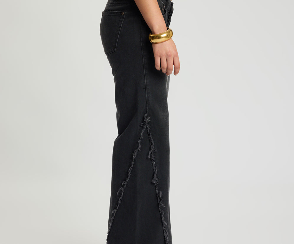 Johnnies Low Waist Wide Leg Flared Denim Jeans - Smokey Black