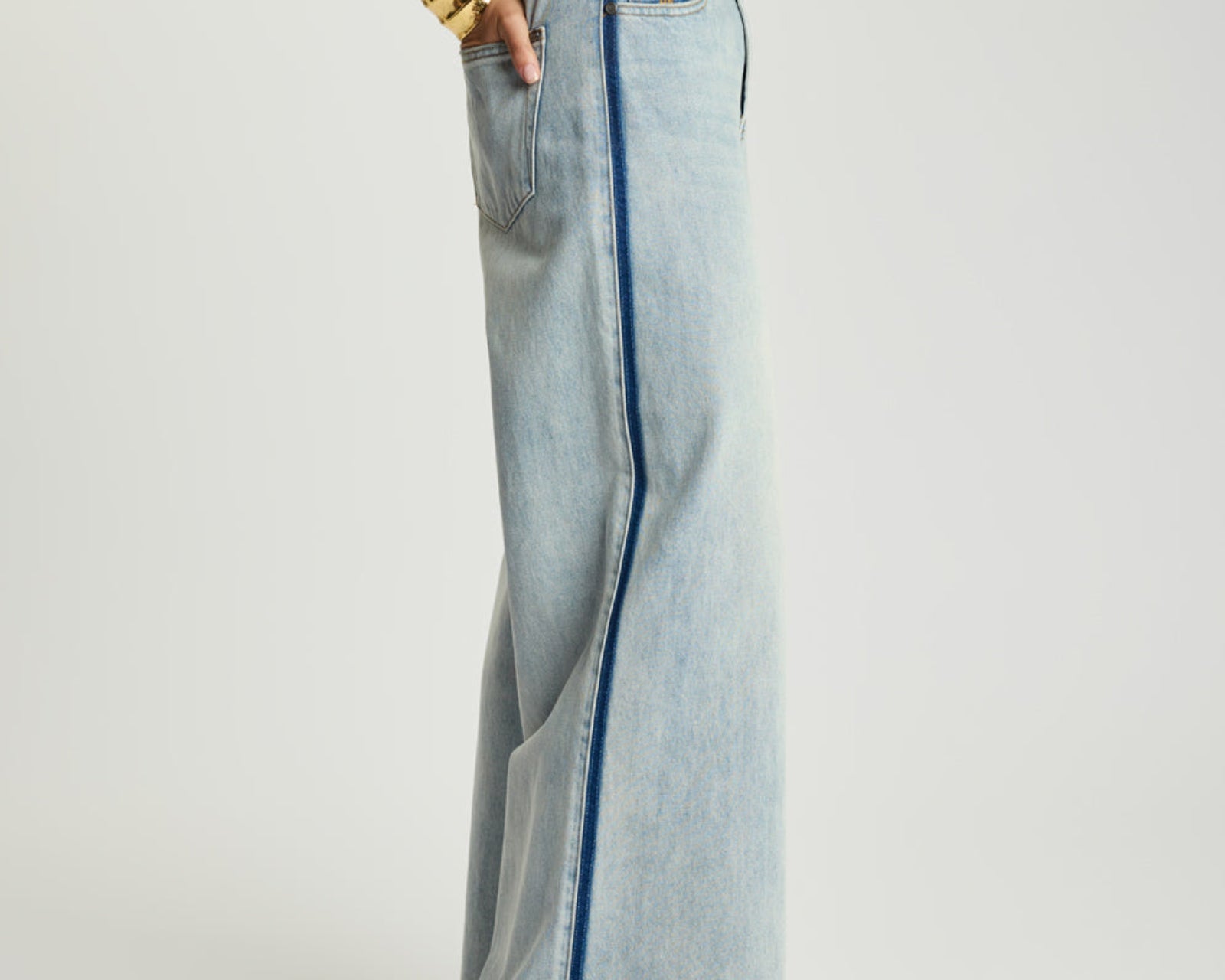 Love Machines Mid Waist Super Wide Leg Denim Jeans - Split Party Contrast Blue