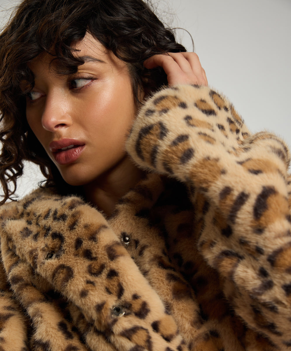 Catwalk Cropped Faux Fur Jacket - Leopard Print
