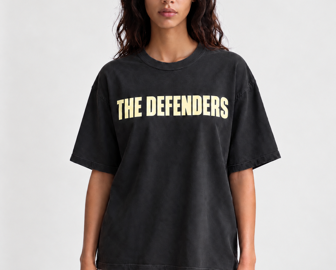 Defender Kobe Basketball Boyfriend Tee - Black